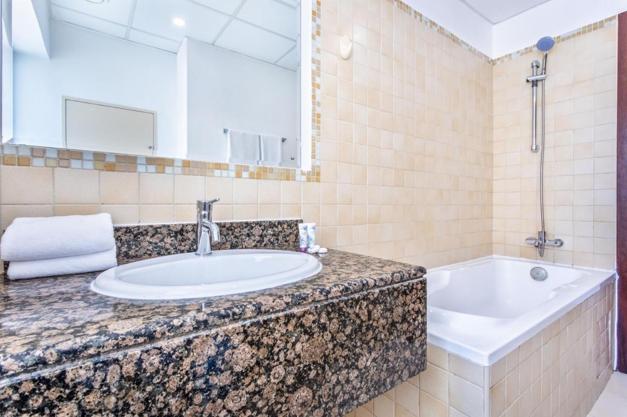 Icon Casa Living - Rimal 3 Residence - Jbr Дубай Екстериор снимка